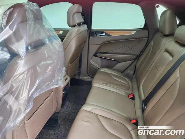 Lincoln MKC 2015 2.0 автомат (гидро), миниатюра 9 Lincoln MKC 2015 2.0 автомат (гидро), миниатюра 9