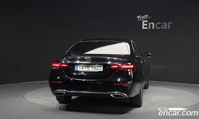 Mercedes-Benz E-Class 2020 2.0 автомат (гидро), миниатюра 4