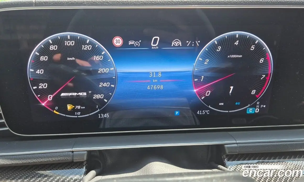 Mercedes-Benz GLE-Class 2024 3.0 автомат (гидро), фото 16 Mercedes-Benz GLE-Class 2024 3.0 автомат (гидро), фото 16
