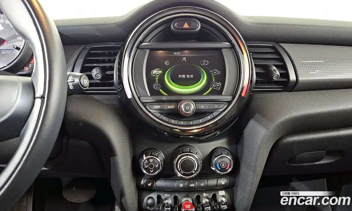 Mini Cooper 2017 1.5 автомат (гидро), фото 16 Mini Cooper 2017 1.5 автомат (гидро), фото 16