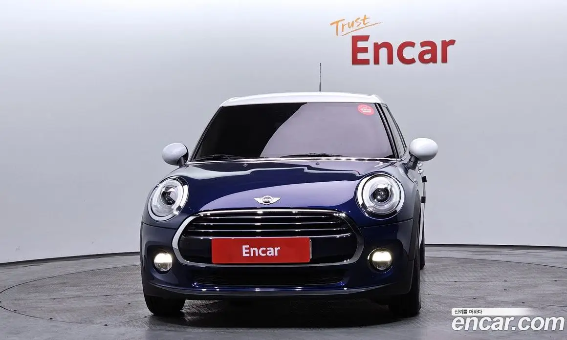 Mini Cooper 2017 1.5 автомат (гидро), фото 3 Mini Cooper 2017 1.5 автомат (гидро), фото 3