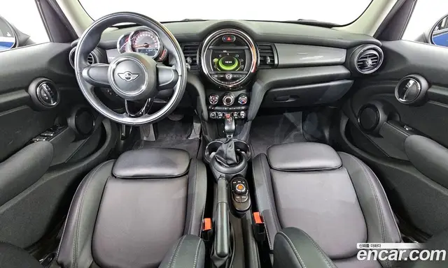 Mini Cooper 2017 1.5 автомат (гидро), миниатюра 7 Mini Cooper 2017 1.5 автомат (гидро), миниатюра 7