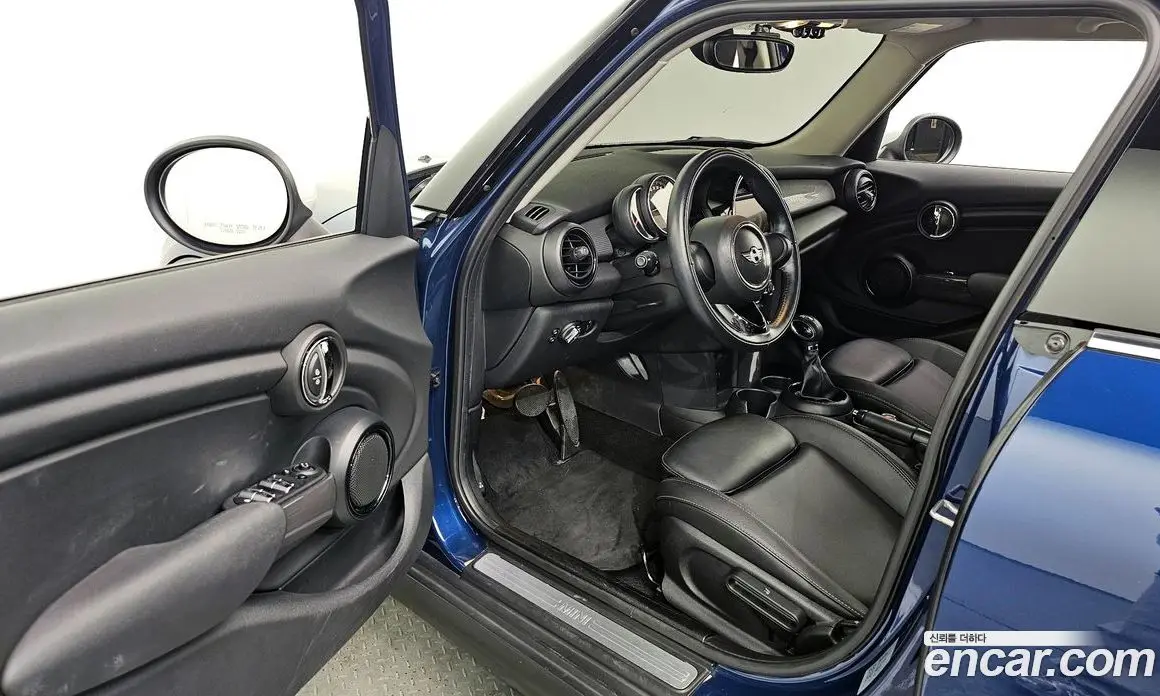 Mini Cooper 2017 1.5 автомат (гидро), фото 10 Mini Cooper 2017 1.5 автомат (гидро), фото 10