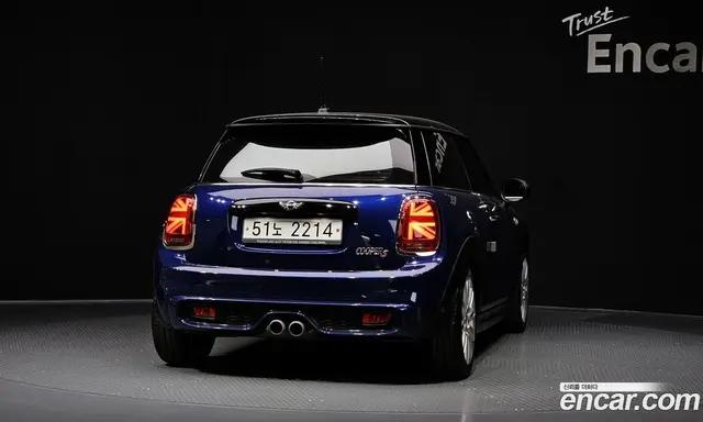 Mini Cooper 2017 2.0 автомат (гидро), миниатюра 4