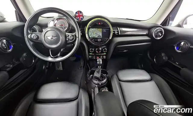 Mini Cooper 2017 2.0 автомат (гидро), миниатюра 7