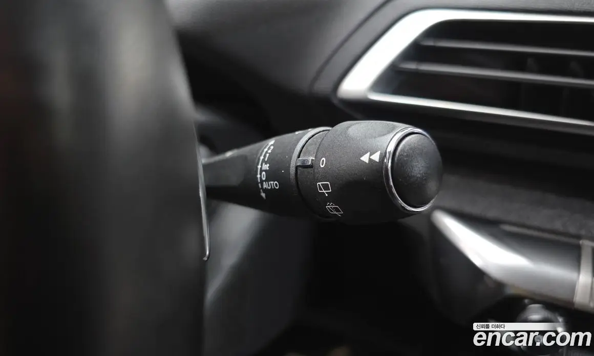 Peugeot 3008 2017 1.6 автомат (гидро), фото 18