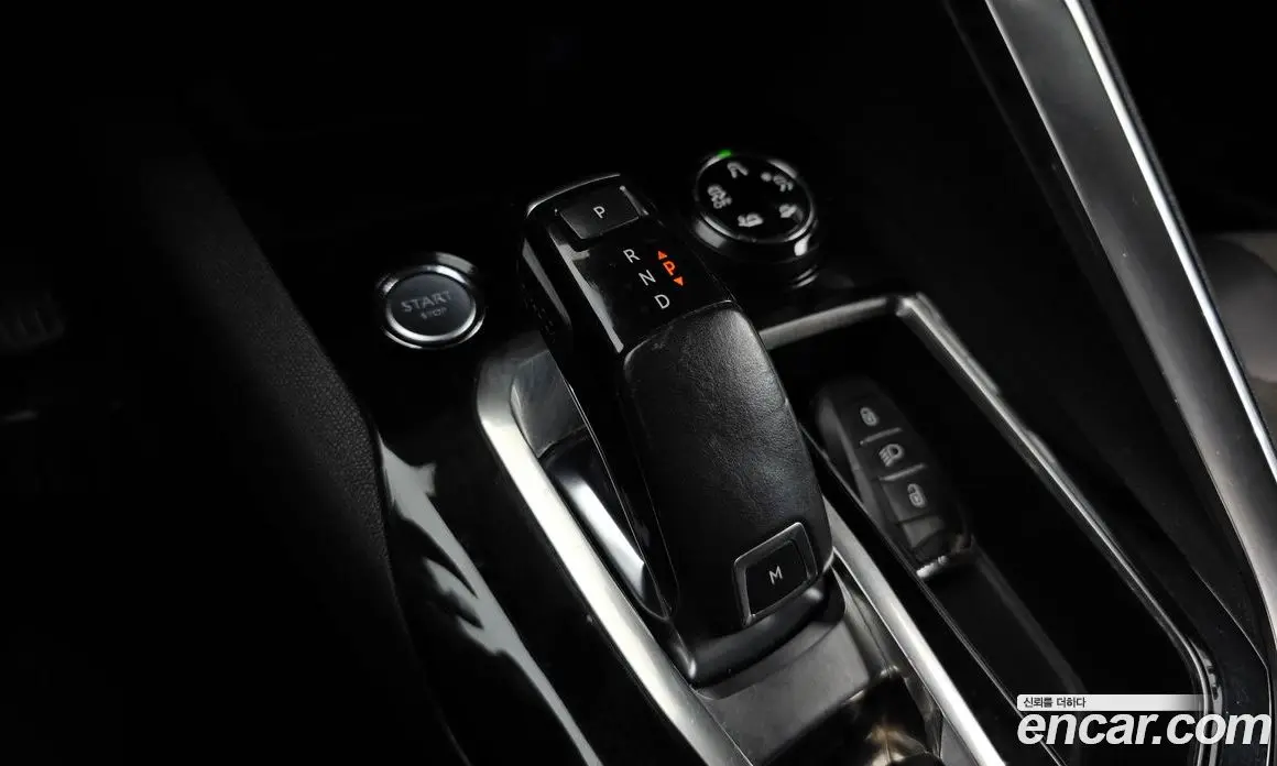 Peugeot 3008 2017 1.6 автомат (гидро), фото 9