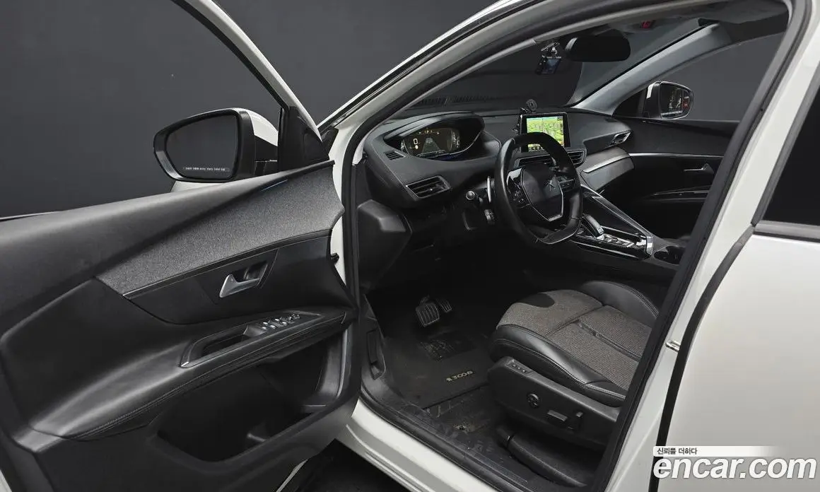 Peugeot 3008 2017 1.6 автомат (гидро), фото 10