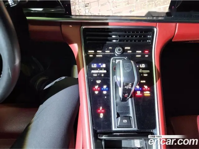 Porsche Panamera 2021 3.0 автомат (гидро), миниатюра 12