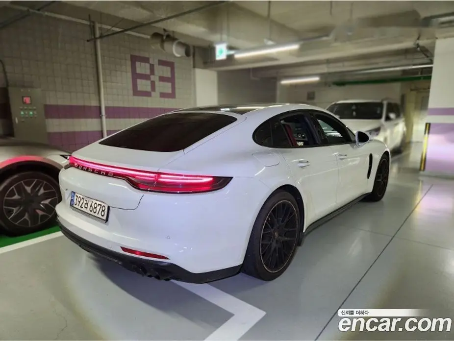 Porsche Panamera 2021 3.0 автомат (гидро), фото 5