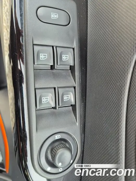 Renault (Samsung) QM3 2014 1.5 автомат (гидро), фото 11 Renault (Samsung) QM3 2014 1.5 автомат (гидро), фото 11
