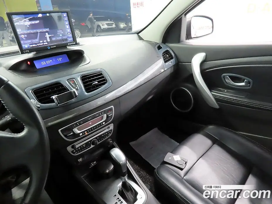 Renault (Samsung) SM3 2011 1.6 автомат (гидро), фото 17 Renault (Samsung) SM3 2011 1.6 автомат (гидро), фото 17