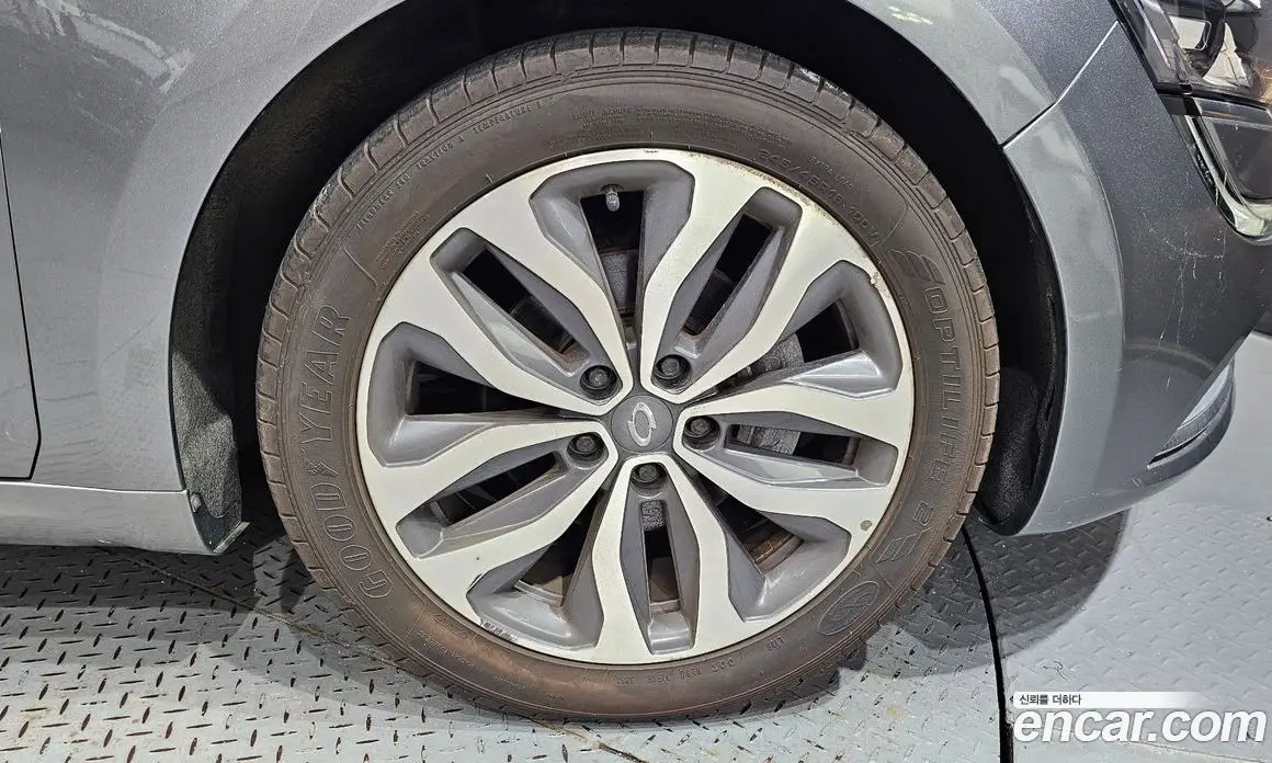 Renault (Samsung) SM6 2017 2.0 автомат (гидро), фото 5 Renault (Samsung) SM6 2017 2.0 автомат (гидро), фото 5