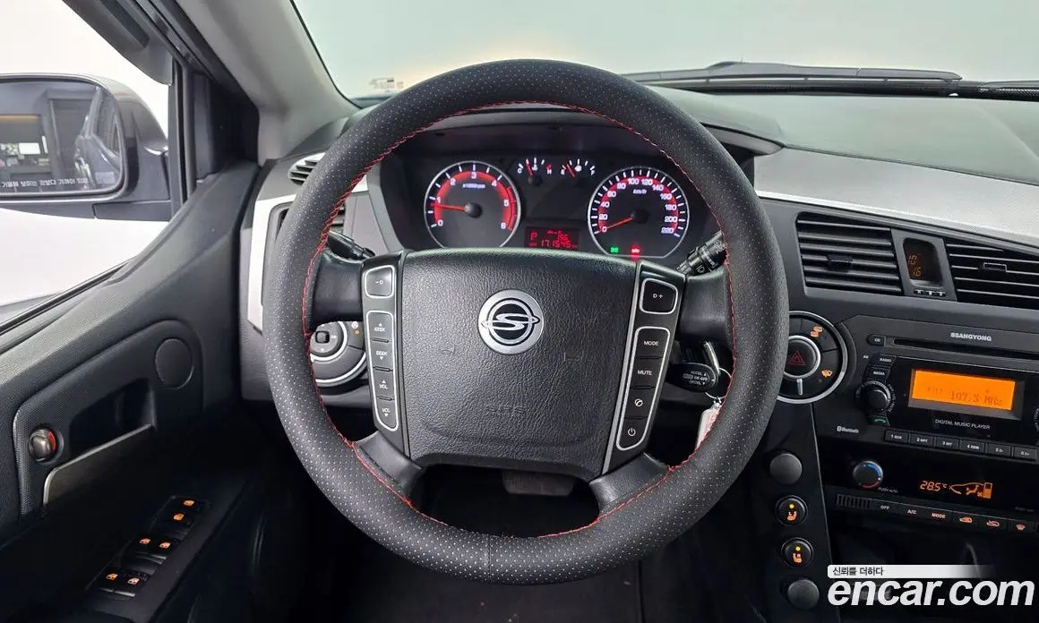 SsangYong Korando 2014 2.0 автомат (гидро), фото 14 SsangYong Korando 2014 2.0 автомат (гидро), фото 14