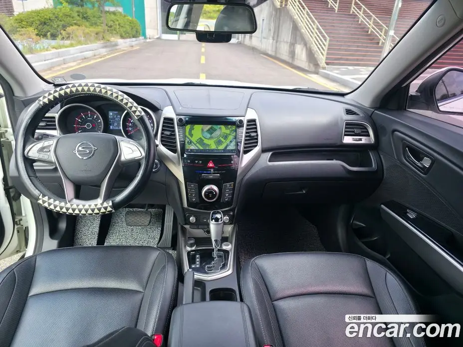 SsangYong TIBOLI 2016 1.6 автомат (гидро), фото 13