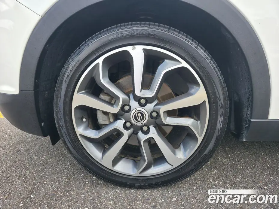 SsangYong TIBOLI 2016 1.6 автомат (гидро), фото 17