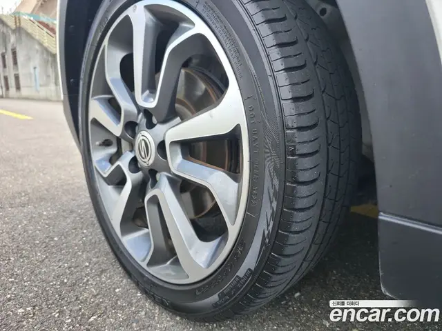 SsangYong TIBOLI 2016 1.6 автомат (гидро), миниатюра 5
