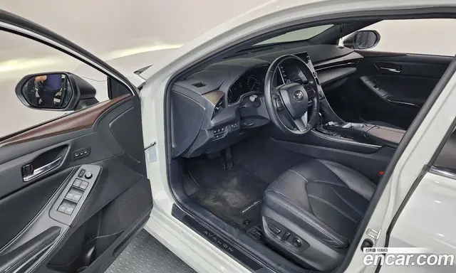 Toyota Avalon 2022 2.5 автомат (гидро), миниатюра 10