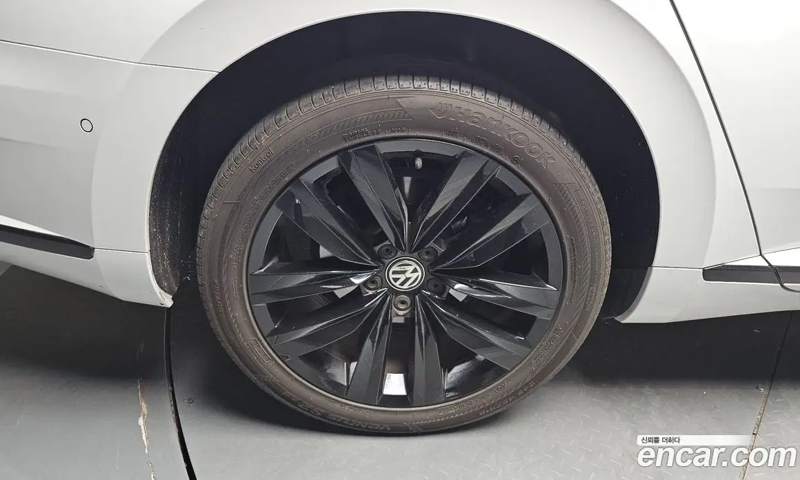 Volkswagen Arteon 2019 2.0 автомат (гидро), фото 5 Volkswagen Arteon 2019 2.0 автомат (гидро), фото 5