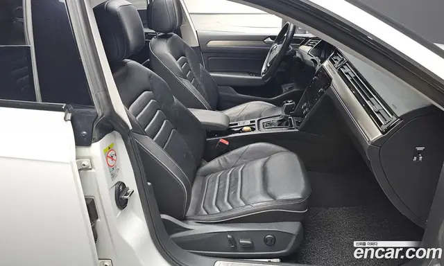 Volkswagen Arteon 2019 2.0 автомат (гидро), миниатюра 10 Volkswagen Arteon 2019 2.0 автомат (гидро), миниатюра 10