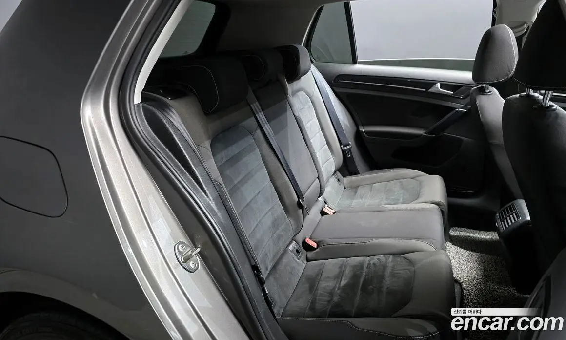 Volkswagen Golf 2015 2.0 автомат (гидро), фото 11 Volkswagen Golf 2015 2.0 автомат (гидро), фото 11