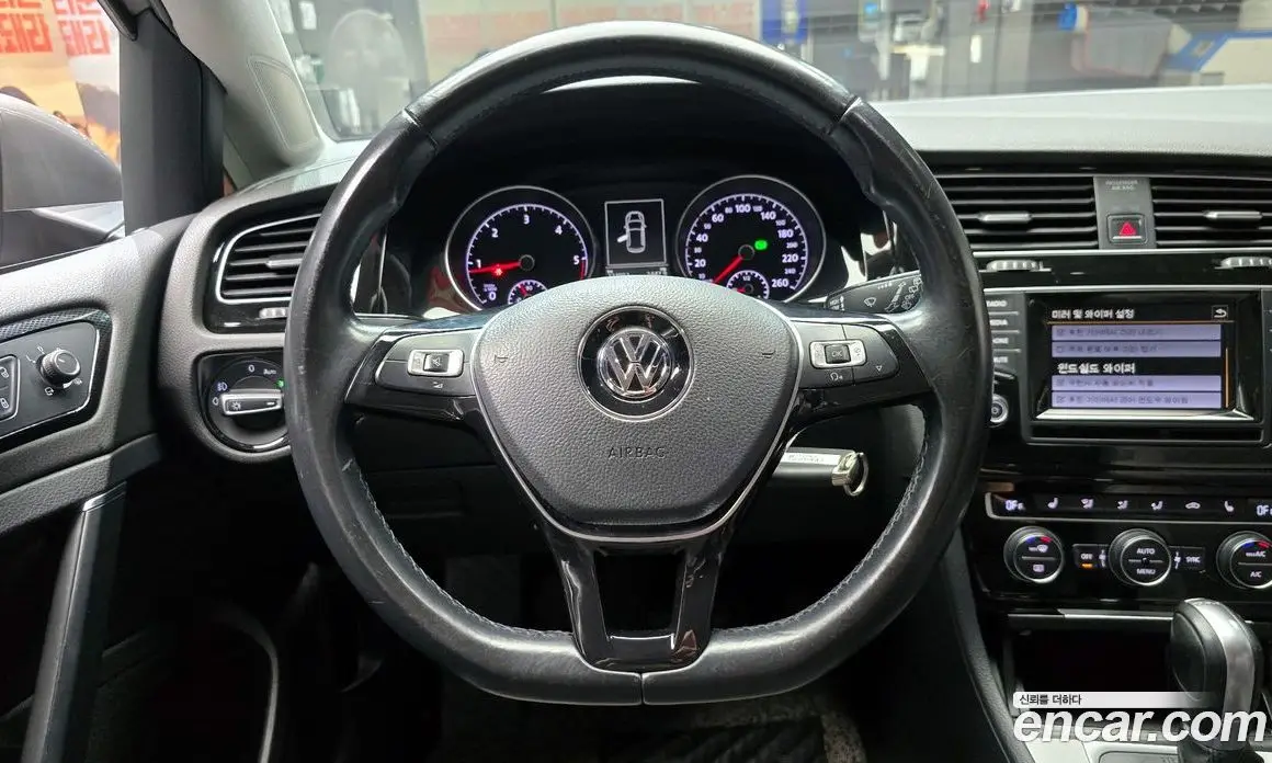 Volkswagen Golf 2015 2.0 автомат (гидро), фото 13 Volkswagen Golf 2015 2.0 автомат (гидро), фото 13
