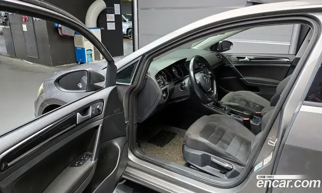 Volkswagen Golf 2015 2.0 автомат (гидро), миниатюра 10 Volkswagen Golf 2015 2.0 автомат (гидро), миниатюра 10