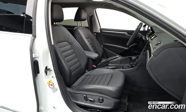 Volkswagen Passat 2018 2.0 автомат (гидро), миниатюра 10 Volkswagen Passat 2018 2.0 автомат (гидро), миниатюра 10