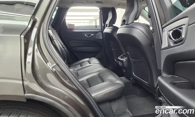 Volvo XC60 2018 2.0 автомат (гидро), миниатюра 12