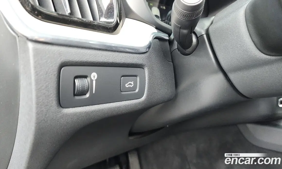 Volvo XC60 2018 2.0 автомат (гидро), фото 16 Volvo XC60 2018 2.0 автомат (гидро), фото 16