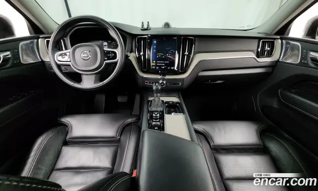 Volvo XC60 2018 2.0 автомат (гидро), миниатюра 7 Volvo XC60 2018 2.0 автомат (гидро), миниатюра 7