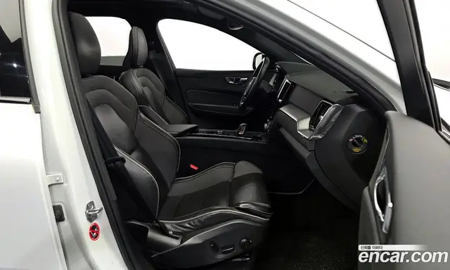 Volvo XC60 2020 2.0 автомат (гидро), миниатюра 11 Volvo XC60 2020 2.0 автомат (гидро), миниатюра 11