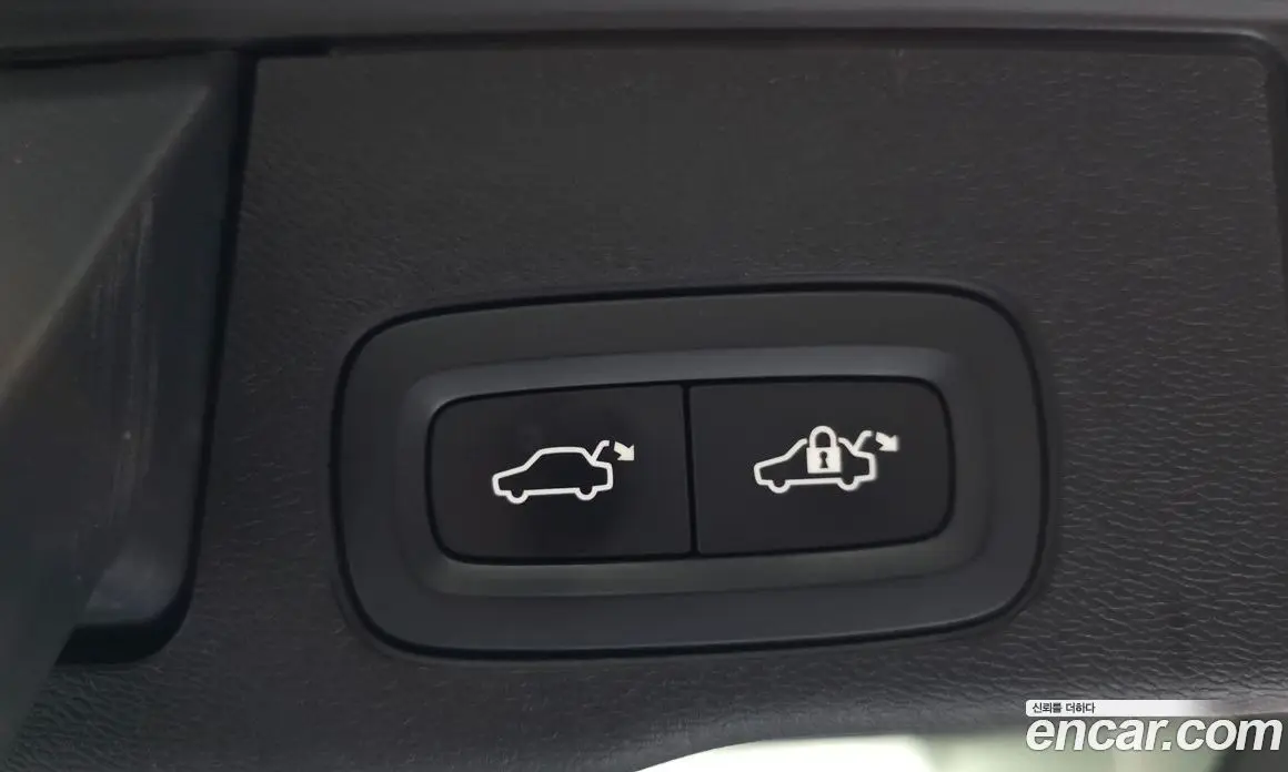 Volvo XC60 2020 2.0 автомат (гидро), фото 20 Volvo XC60 2020 2.0 автомат (гидро), фото 20