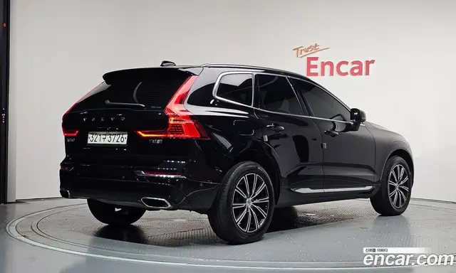 Volvo XC60 2020 2.0 автомат (гидро), миниатюра 2 Volvo XC60 2020 2.0 автомат (гидро), миниатюра 2