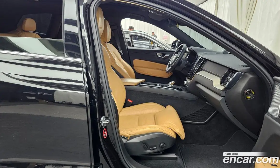 Volvo XC60 2020 2.0 автомат (гидро), фото 11 Volvo XC60 2020 2.0 автомат (гидро), фото 11