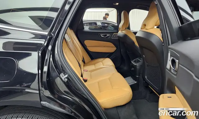 Volvo XC60 2020 2.0 автомат (гидро), миниатюра 12