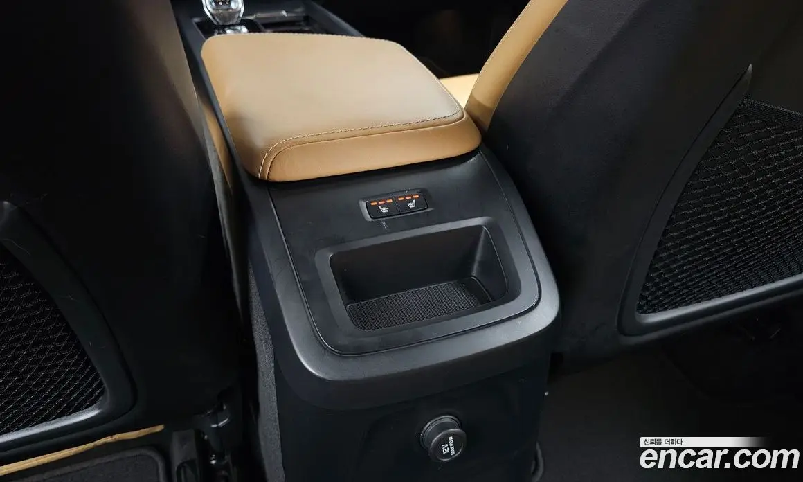 Volvo XC60 2020 2.0 автомат (гидро), фото 19 Volvo XC60 2020 2.0 автомат (гидро), фото 19