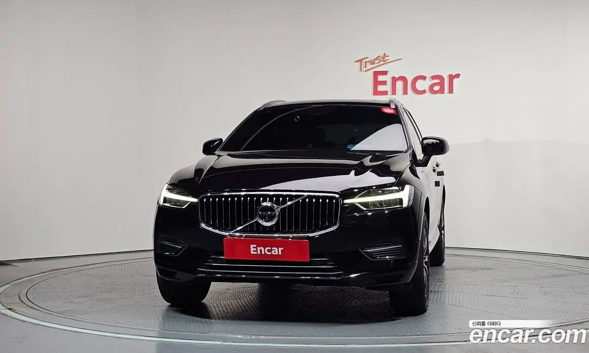 Volvo XC60 2020 2.0 автомат (гидро), фото 3 Volvo XC60 2020 2.0 автомат (гидро), фото 3