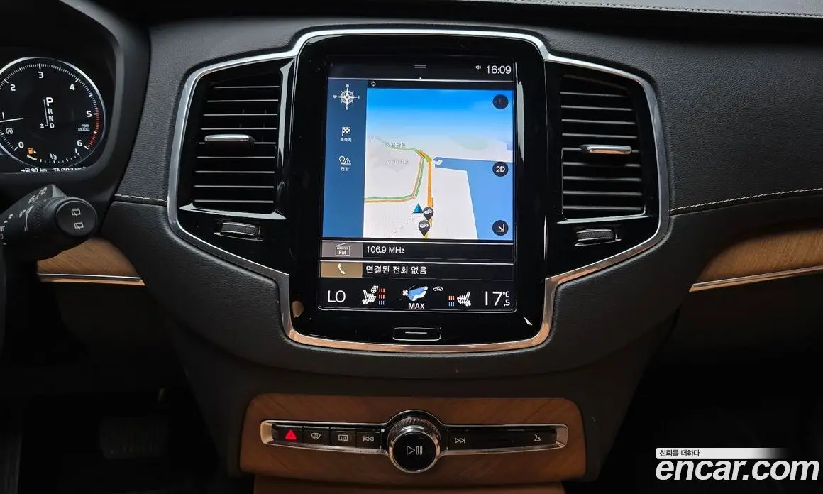 Volvo XC90 2018 2.0 автомат (гидро), фото 14 Volvo XC90 2018 2.0 автомат (гидро), фото 14