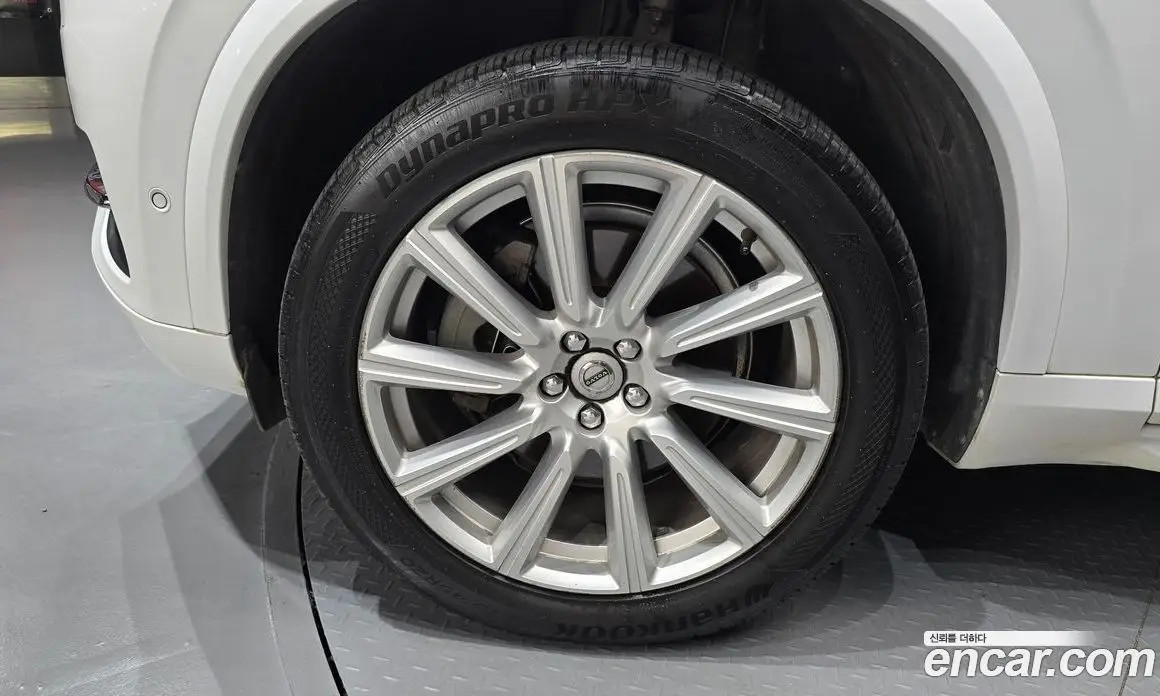 Volvo XC90 2018 2.0 автомат (гидро), фото 5 Volvo XC90 2018 2.0 автомат (гидро), фото 5