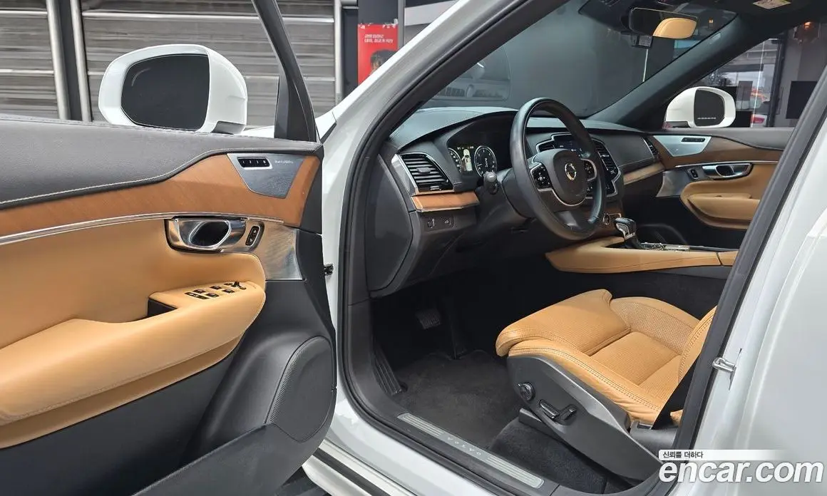 Volvo XC90 2018 2.0 автомат (гидро), фото 10 Volvo XC90 2018 2.0 автомат (гидро), фото 10