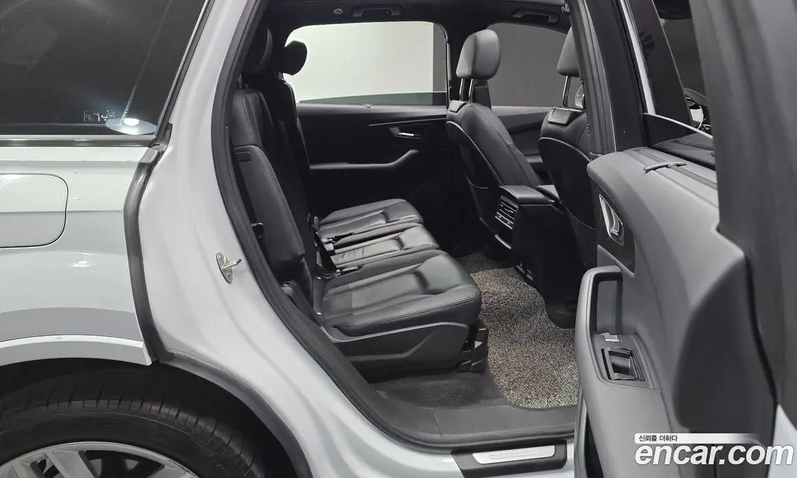 Audi Q7 2023 3.0 автомат (гидро), фото 12 Audi Q7 2023 3.0 автомат (гидро), фото 12