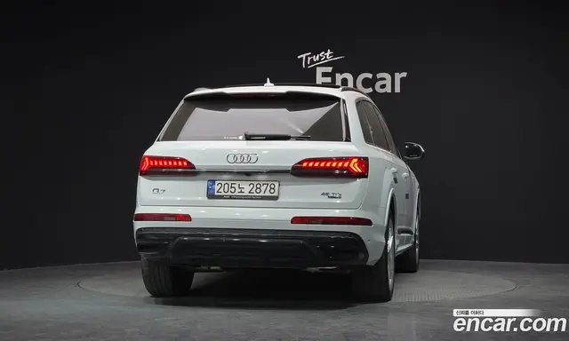 Audi Q7 2023 3.0 автомат (гидро), миниатюра 4 Audi Q7 2023 3.0 автомат (гидро), миниатюра 4