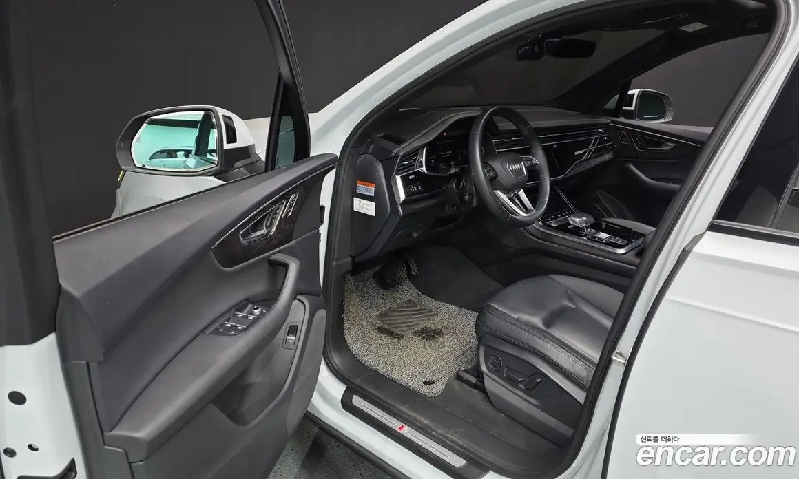 Audi Q7 2023 3.0 автомат (гидро), фото 10 Audi Q7 2023 3.0 автомат (гидро), фото 10