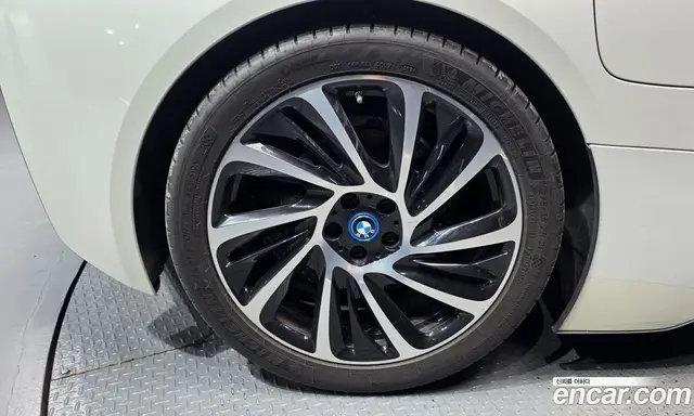 BMW i8 2016 1.5 автомат (гидро), миниатюра 5 BMW i8 2016 1.5 автомат (гидро), миниатюра 5