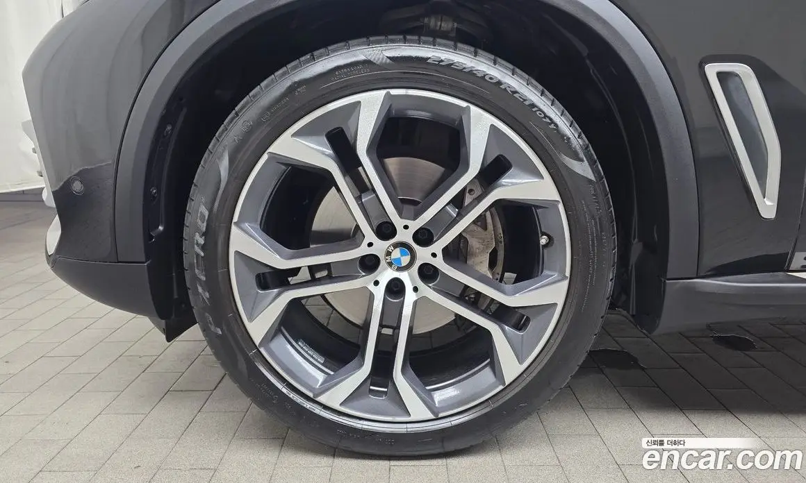 BMW X5 2022 3.0 автомат (гидро), фото 5