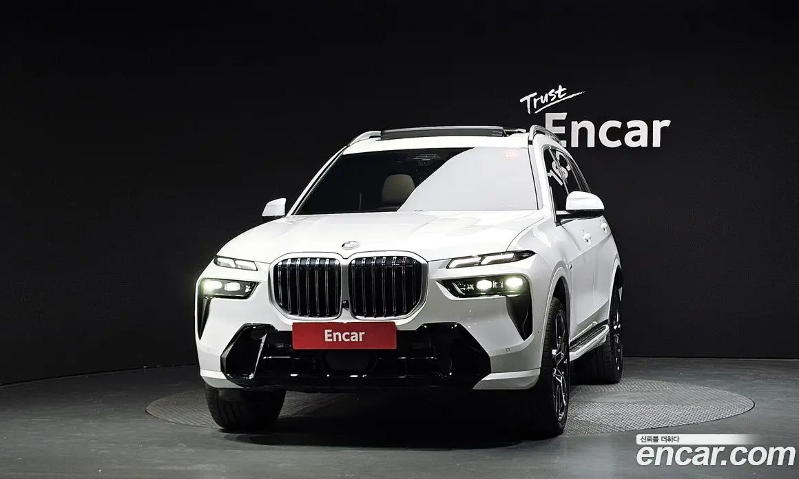 BMW X7 2023 3.0 автомат (гидро), фото 3 BMW X7 2023 3.0 автомат (гидро), фото 3