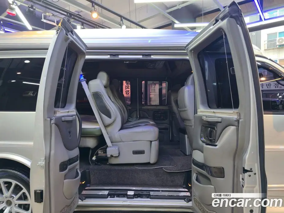 Chevrolet Express Van 2011 5.3 автомат (гидро), фото 17 Chevrolet Express Van 2011 5.3 автомат (гидро), фото 17