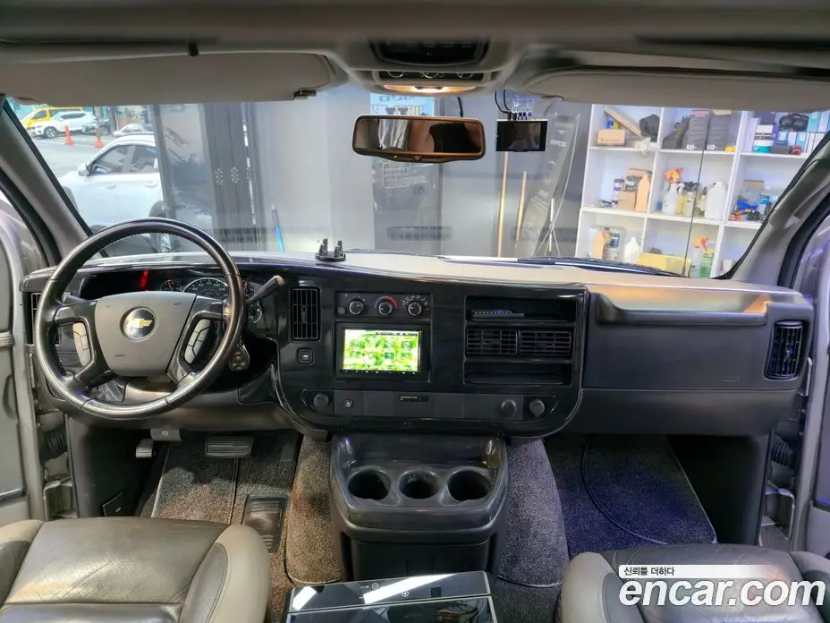Chevrolet Express Van 2011 5.3 автомат (гидро), фото 9 Chevrolet Express Van 2011 5.3 автомат (гидро), фото 9