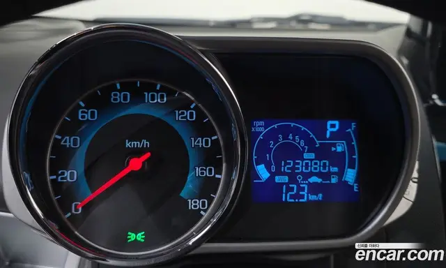 Chevrolet Spark 2014 1.0 автомат (гидро), миниатюра 8